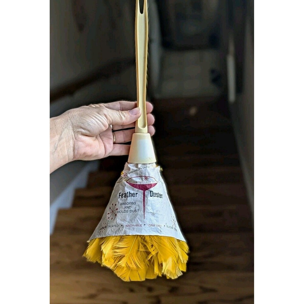 Vintage Bright Way Retro Yellow Feather Duster Washable New In Package USA